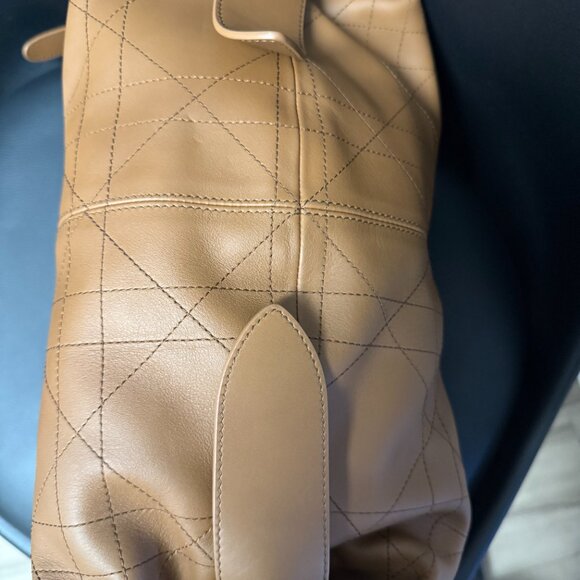 DIOR Medium D-Journey Bag in Vintage Smooth Calfskin (MINT CONDITION) - Picture 6 of 10